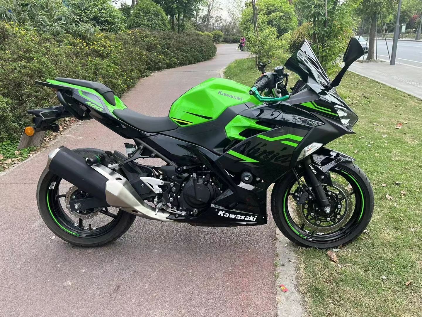 二手摩托车川崎 ninja 400