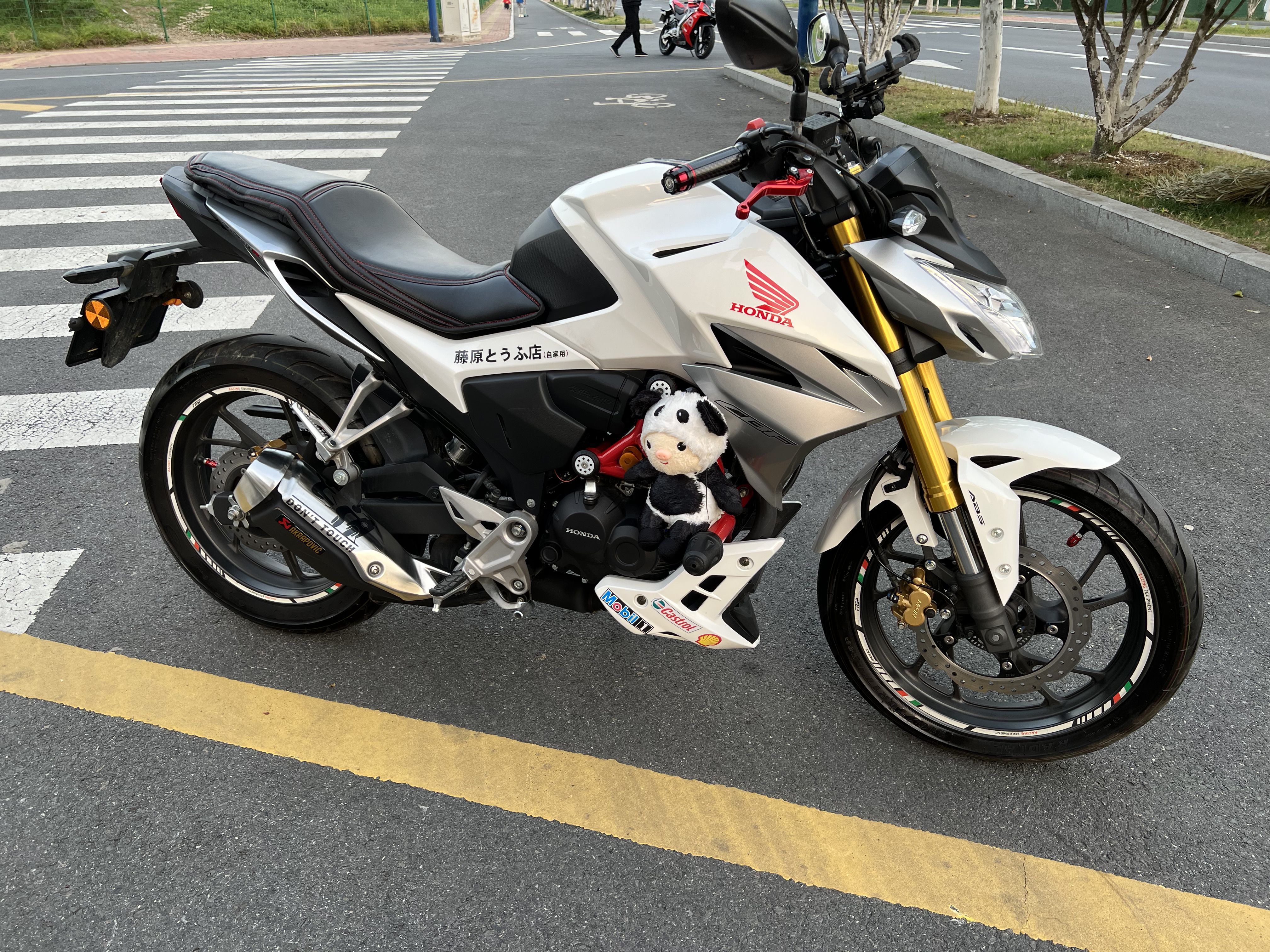 二手摩托车五羊本田 cb190r 暴锋眼