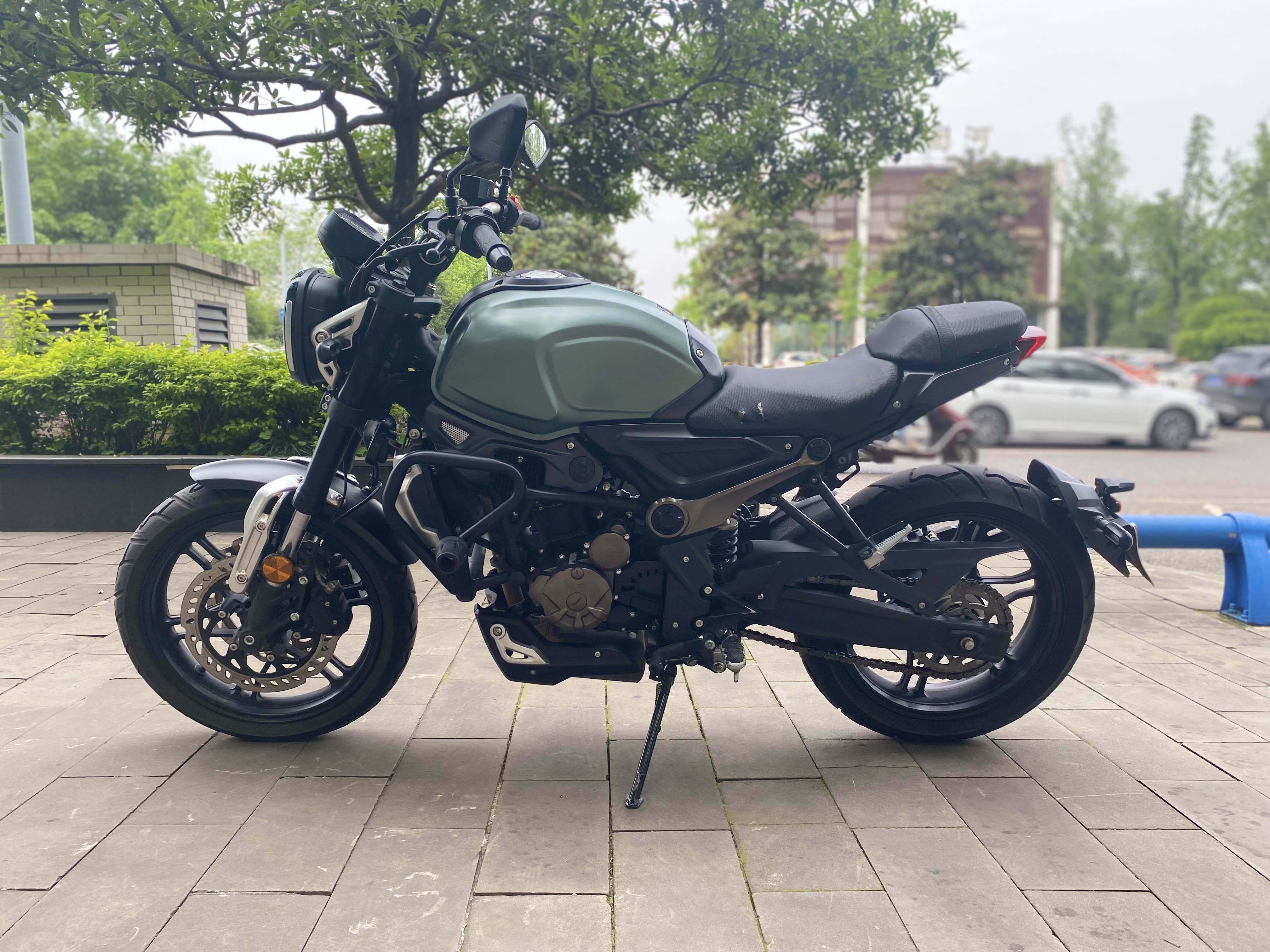 二手摩托车无极 300ac