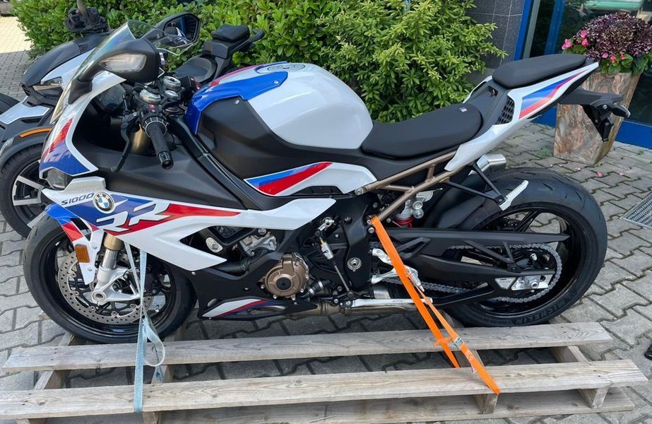 21款寶馬s1000rr,白藍實車,真香!,摩托範-哈羅摩托