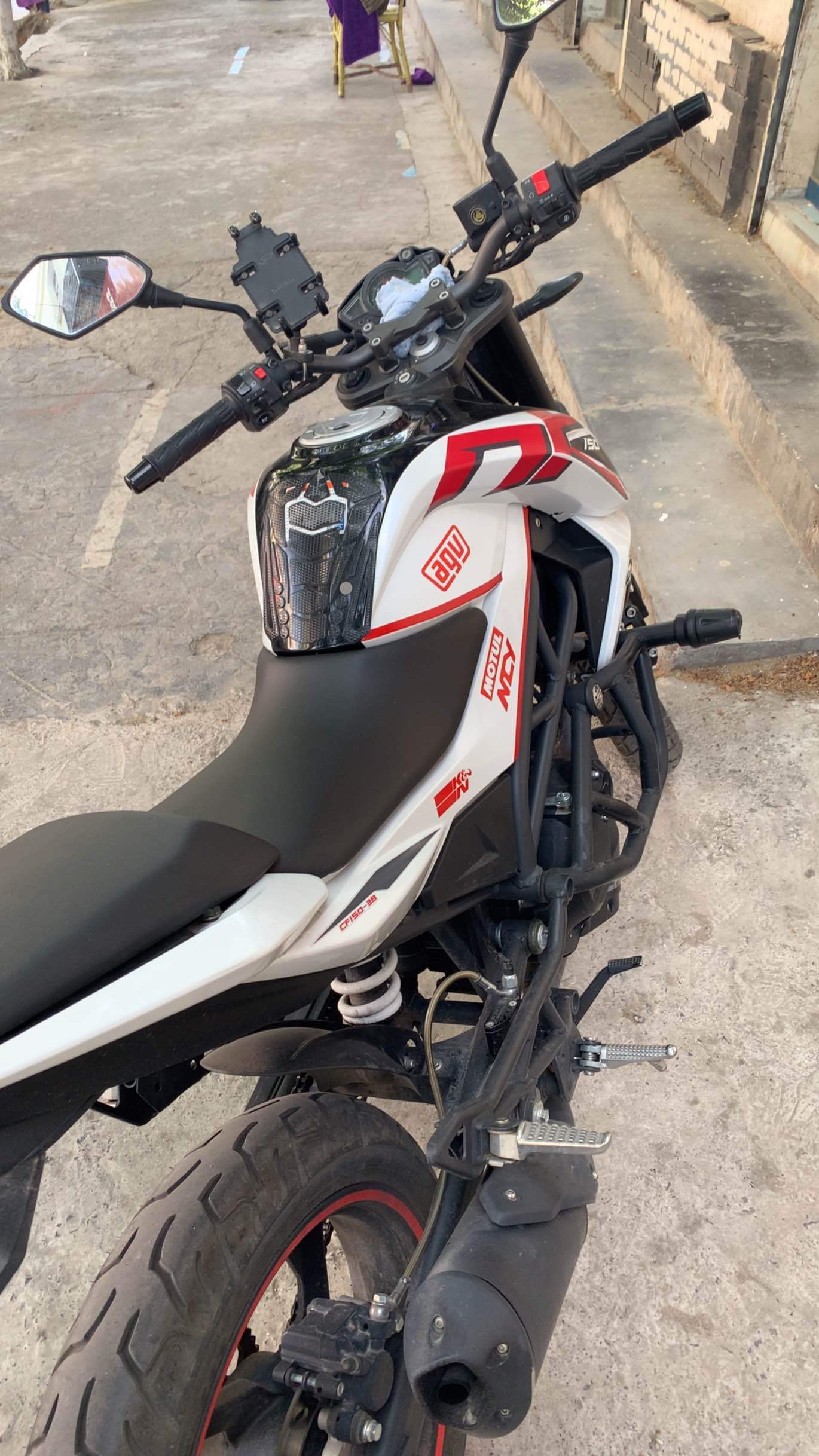 二手摩托车春风 150nk