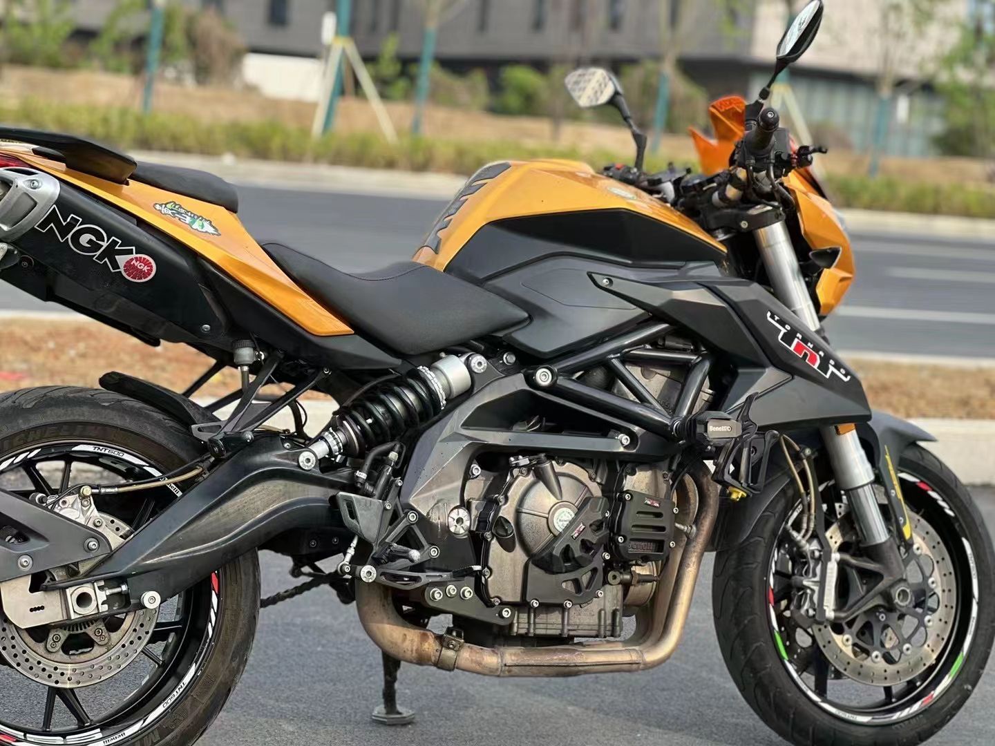 二手摩托车贝纳利 黄龙600