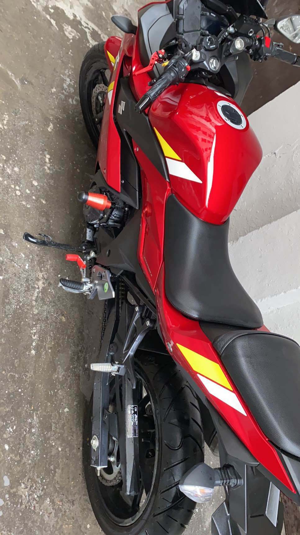 二手摩托车豪爵铃木 gsx250r