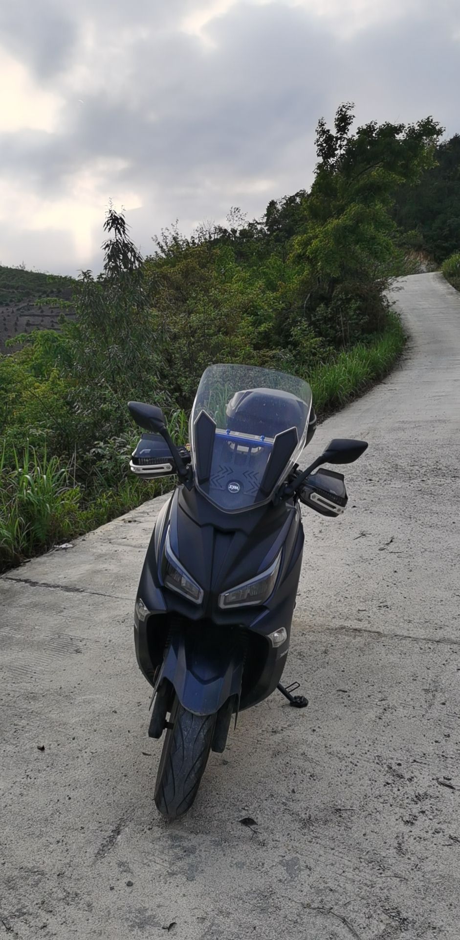 二手摩托车sym三阳 joymaxz 300