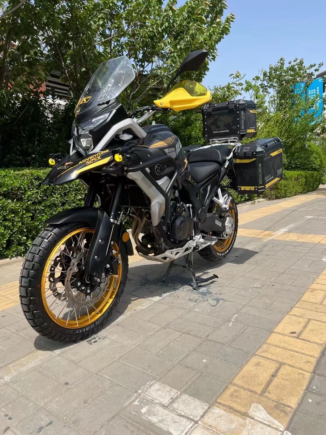 二手摩托车凯越 525x