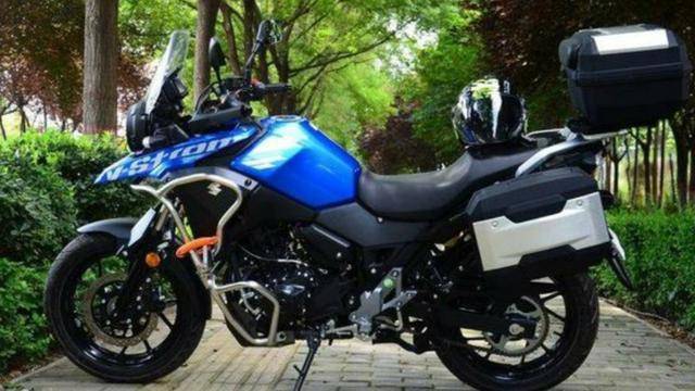 长途旅行途中,为何铃木d l 250经常见,这款车有什么特色,摩托范-哈罗