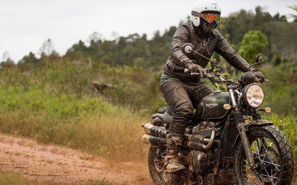 英伦的越野硬汉 - 凯旋攀爬street scrambler