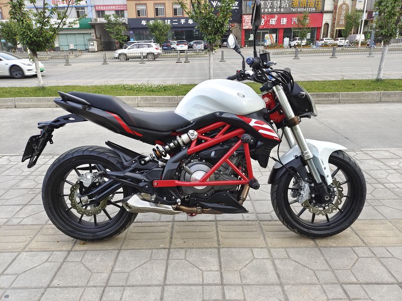 二手贝纳利蓝宝龙 bn302s