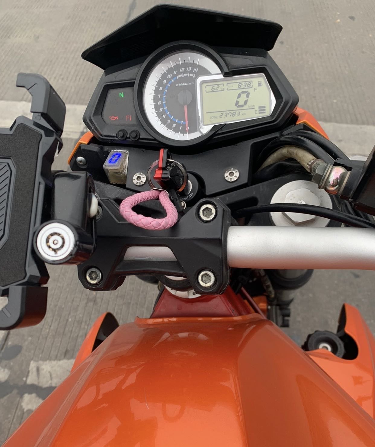 二手摩托车贝纳利 蓝宝龙 bn302s