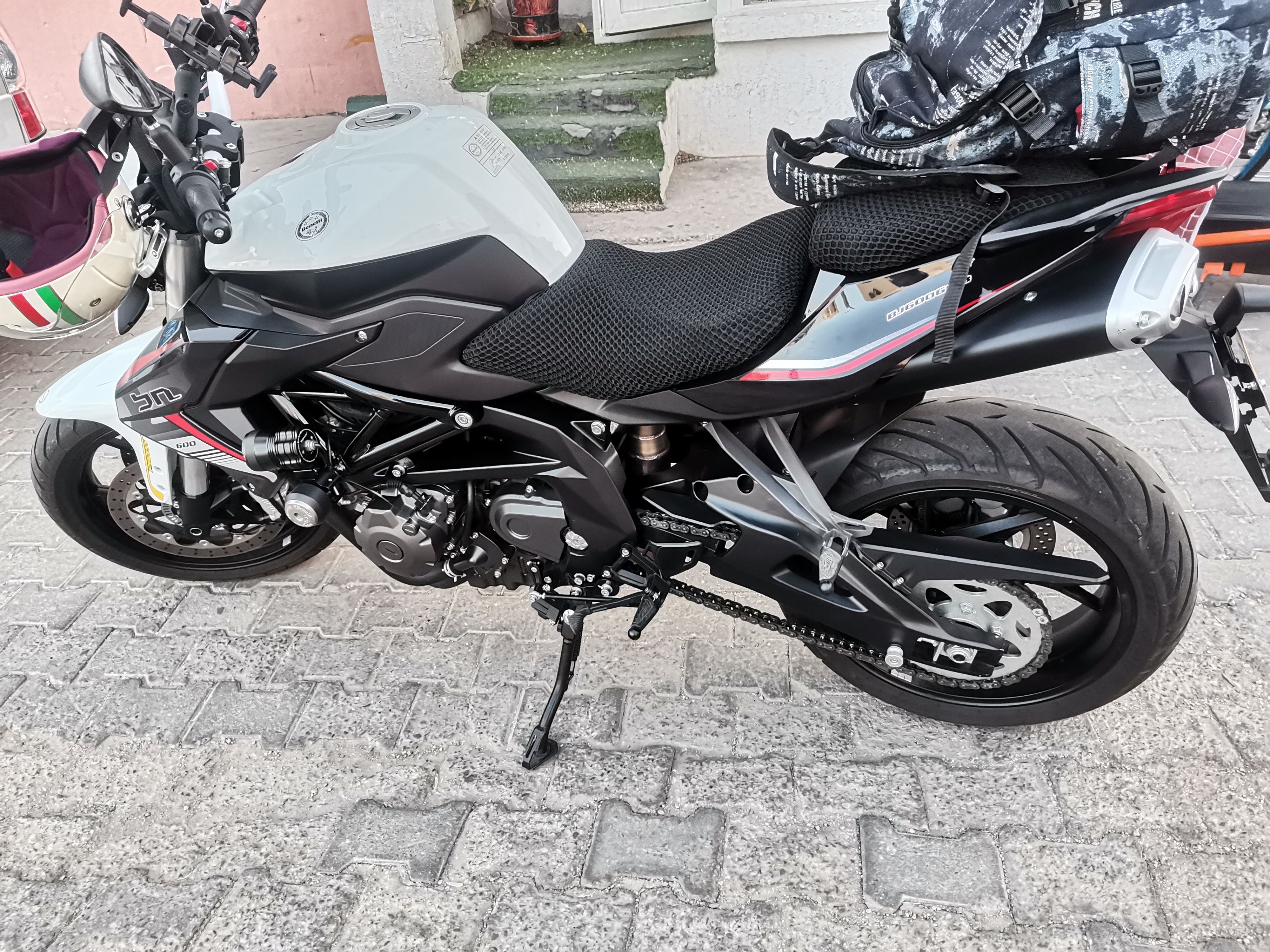 二手摩托车贝纳利 tnt 600i