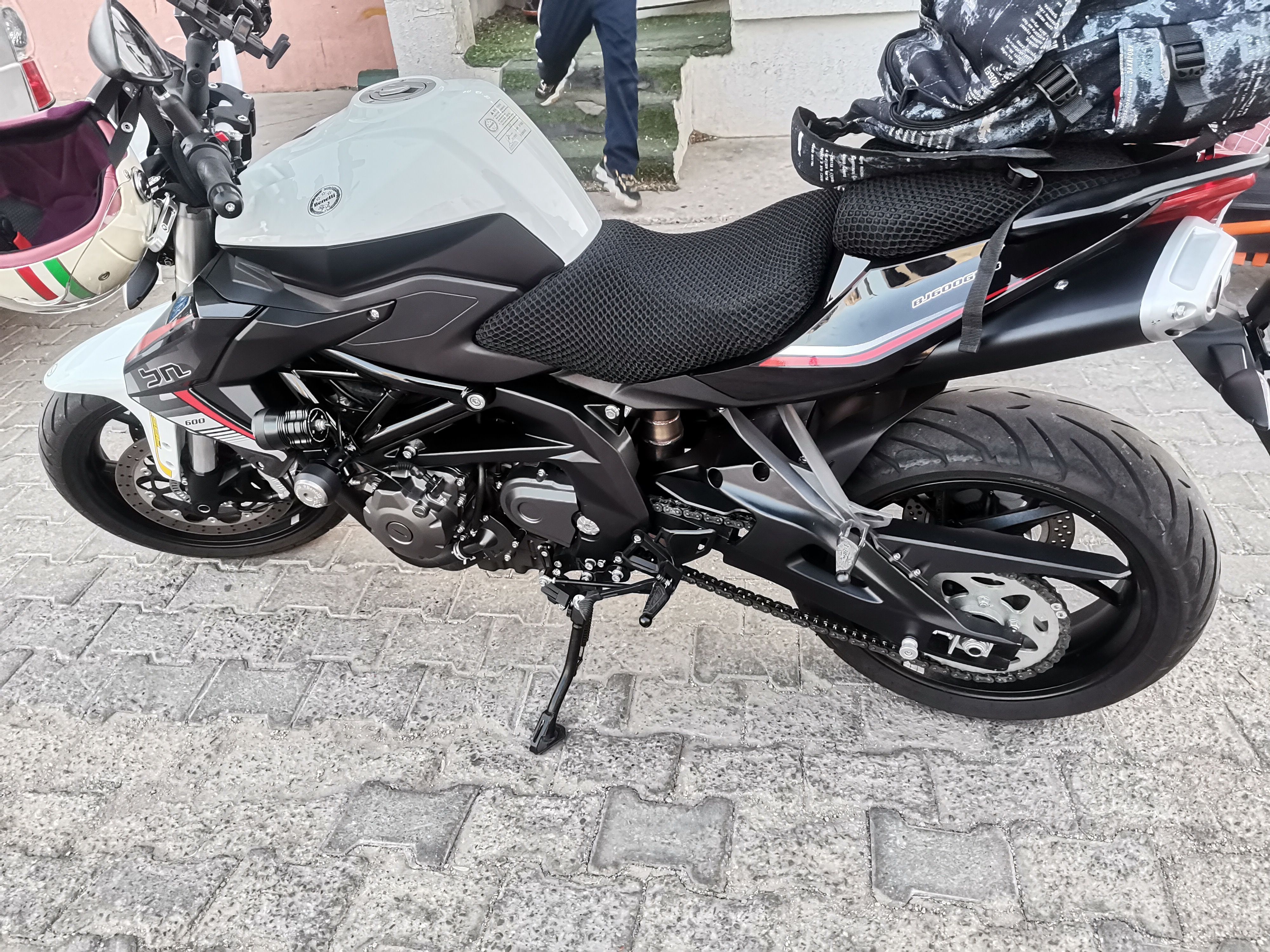 二手摩托车贝纳利 tnt 600i