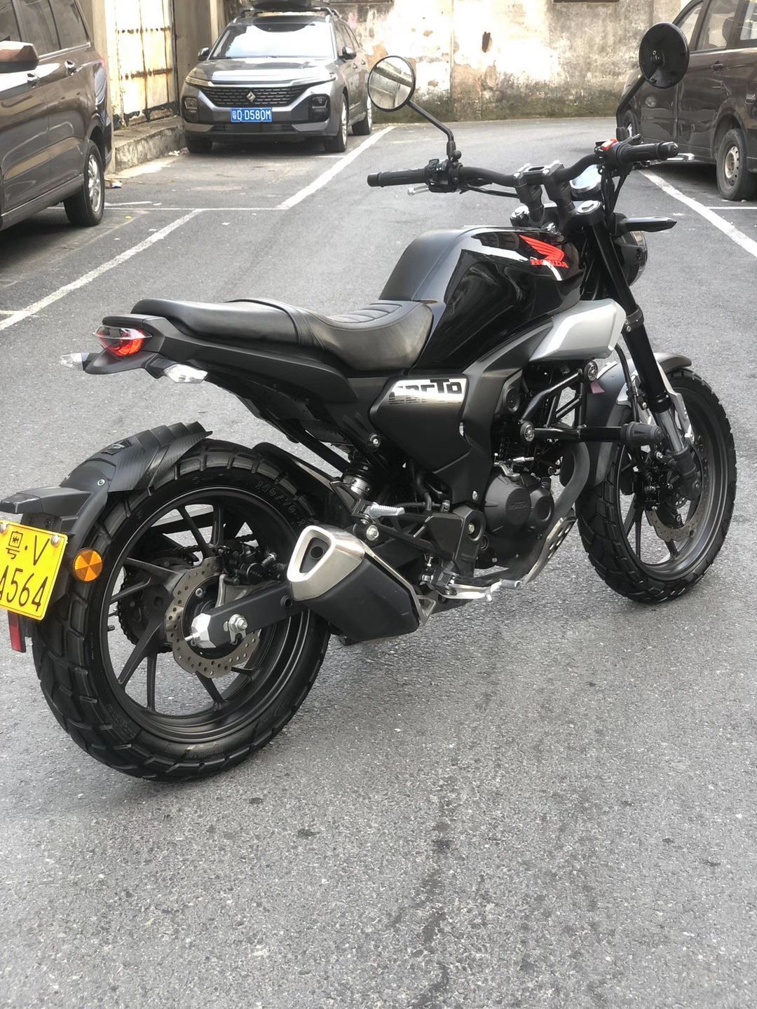 二手摩托车新大洲本田 cbf190tr