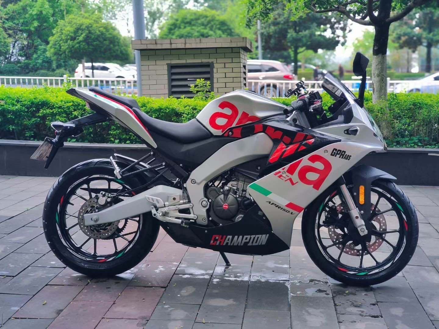 二手摩托车宗申阿普利亚 gpr150r