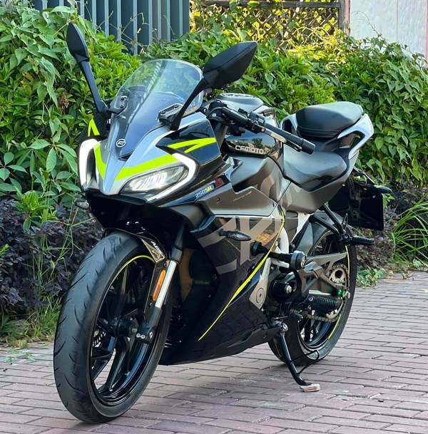 春风250sr二手摩托车_摩托范_哈罗摩托