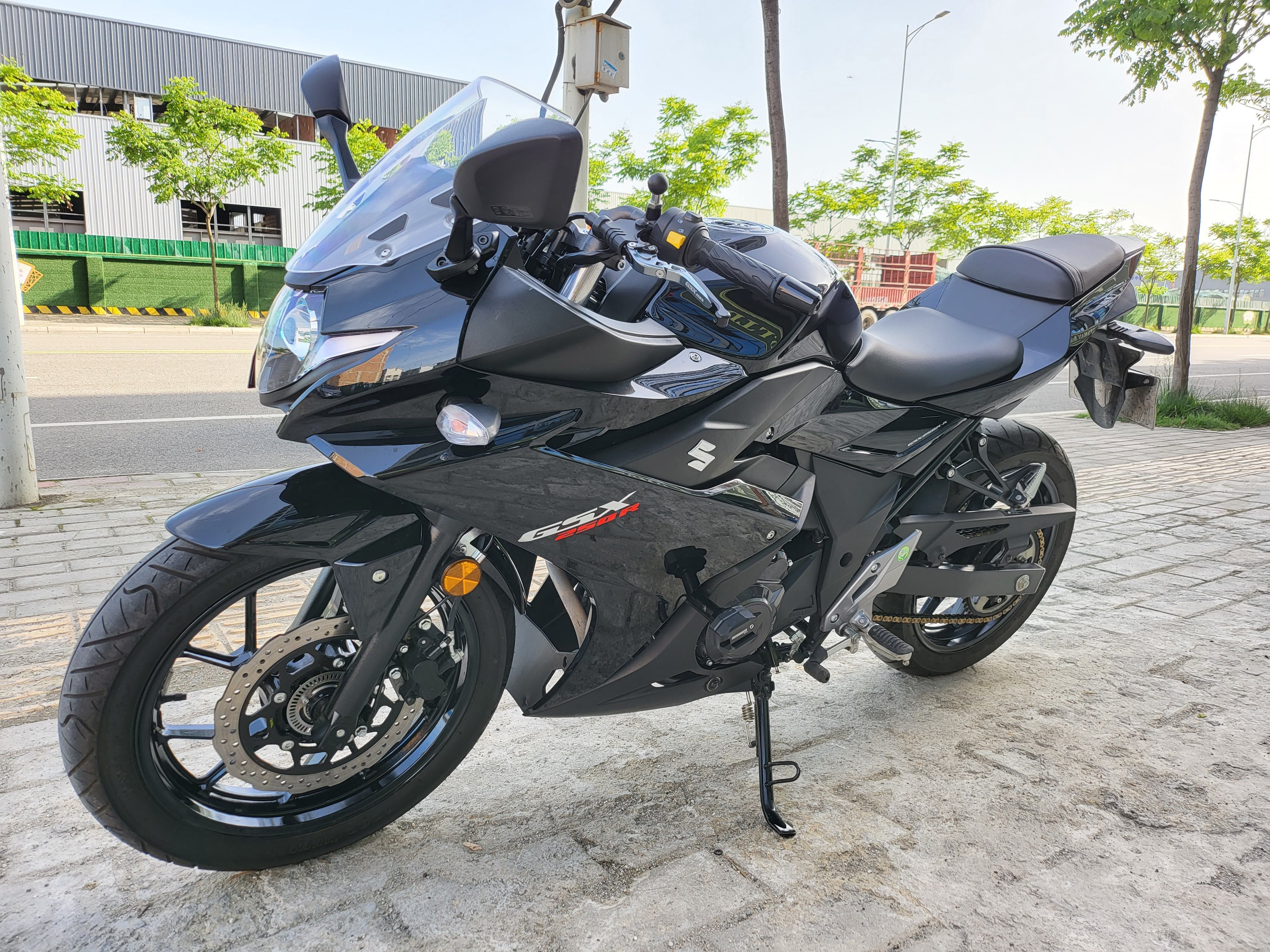 二手摩托车豪爵铃木 gsx250r