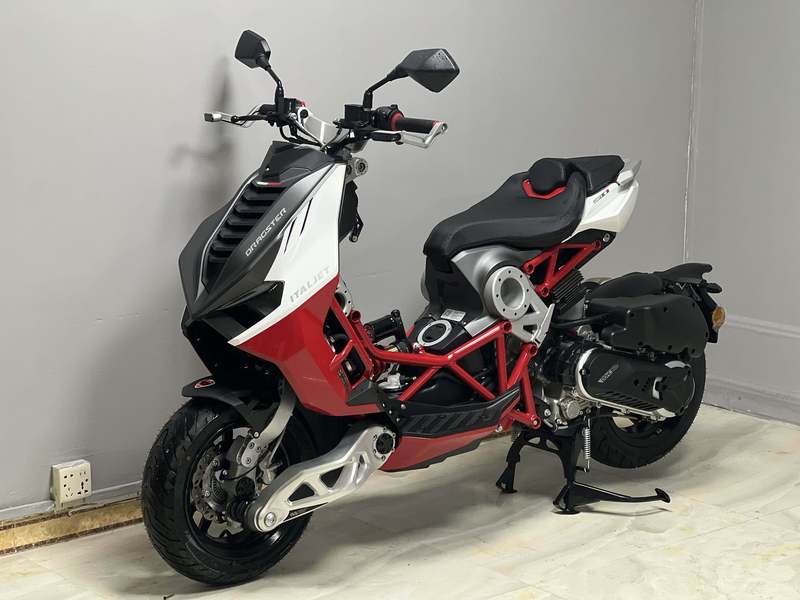 看车地点广东潮州车牌归属揭阳 (粤v)首次上牌