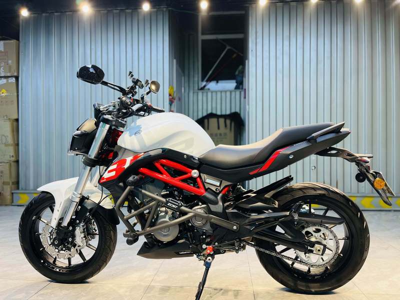 二手贝纳利蓝宝龙 bn302s