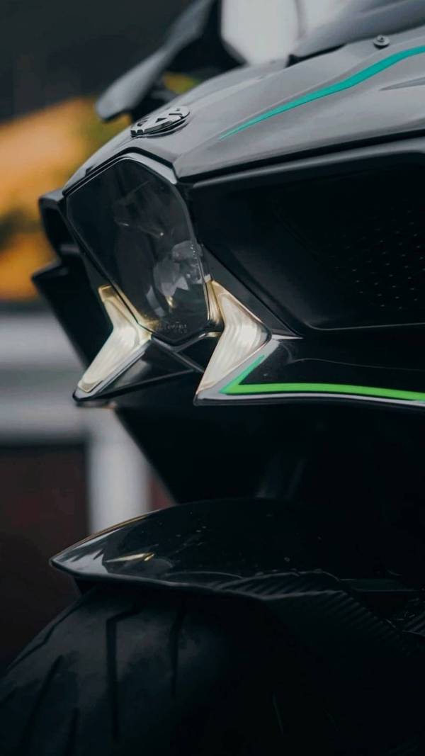 机车界无人不晓的速度狂魔 川崎h2 细节图