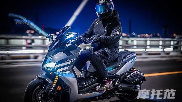 taro台荣tr300t捍卫者"芯"装上市! ,摩托范-哈罗摩托