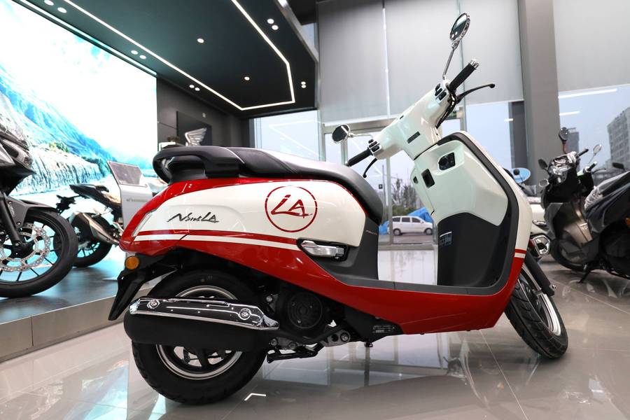 本田确实诚意满满,打造出了一台有质感,有颜值,有性能的复古小绵羊