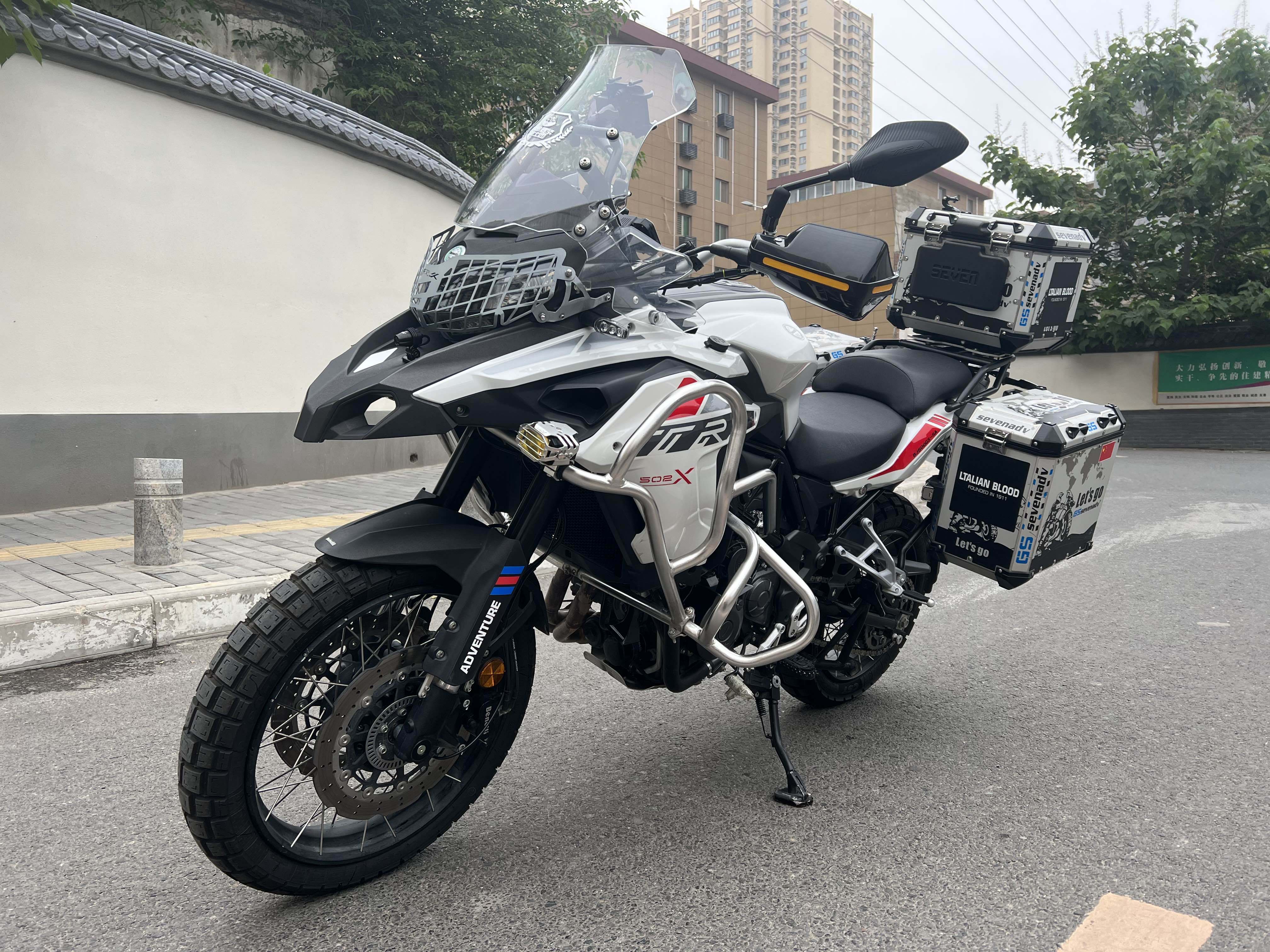 二手摩托车贝纳利 金鹏 trk502