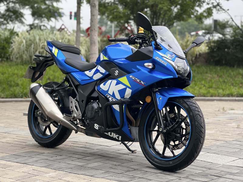 豪爵铃木gsx250r二手摩托车_摩托范_哈罗摩托