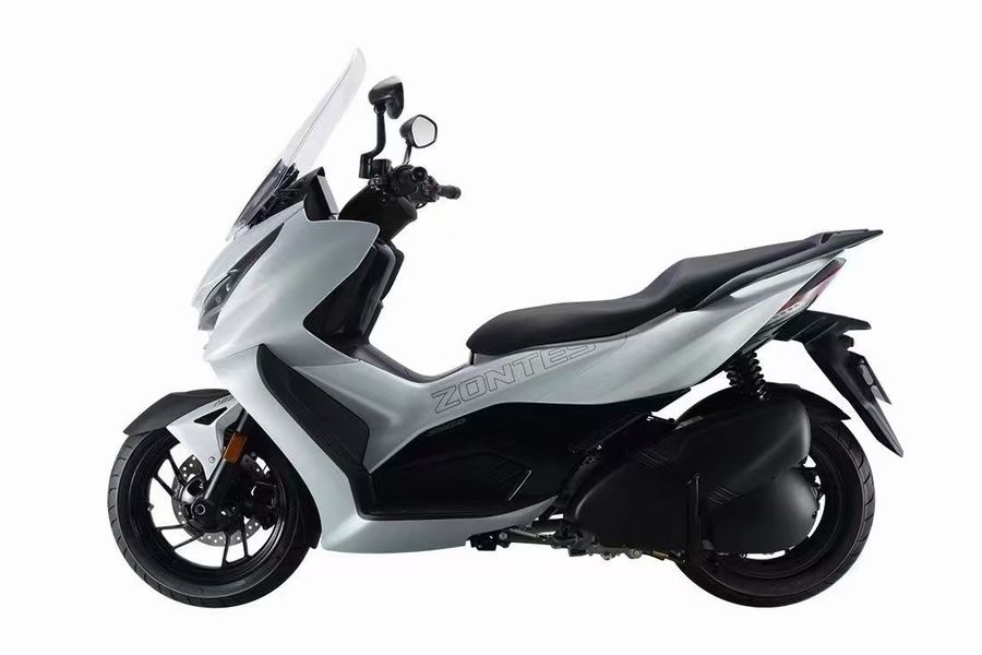 成都金摩升仕旗舰店,想去070707数据上,比310m更长更宽,却矮了5