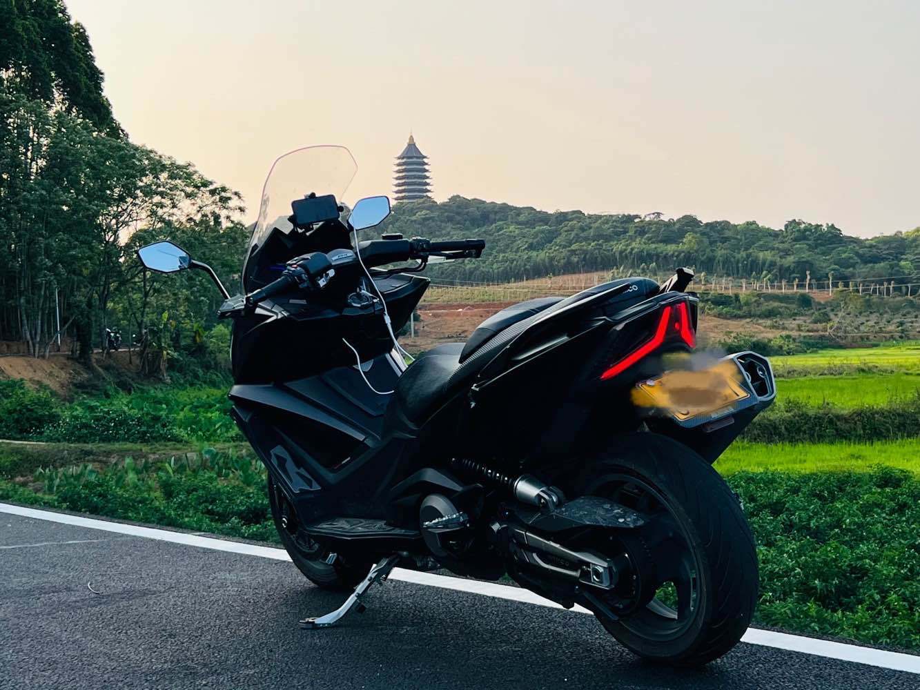 二手摩托车光阳 ak 550