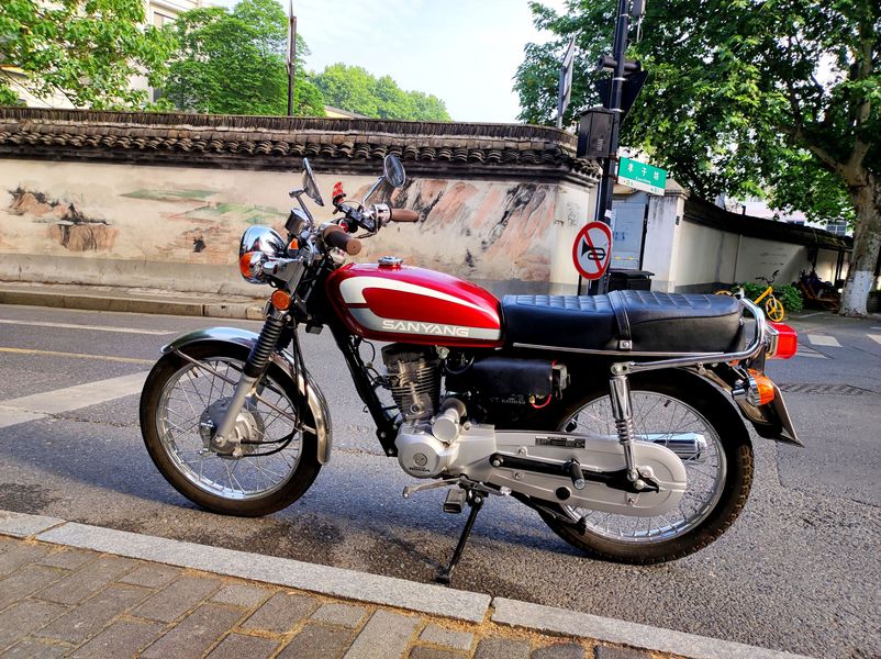 野狼复刻版,摩托范-哈罗摩托