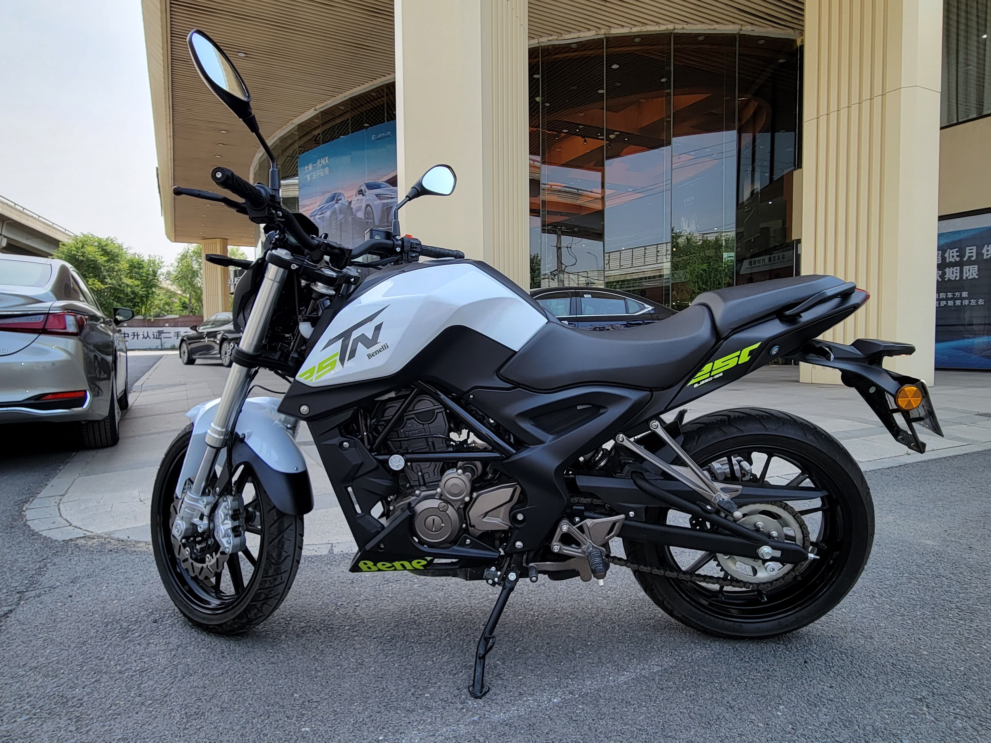 二手摩托车贝纳利 小黄龙 tnt 25