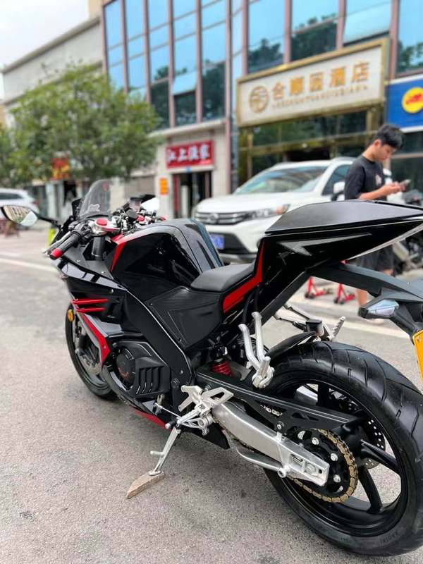 二手诺马刀风 400