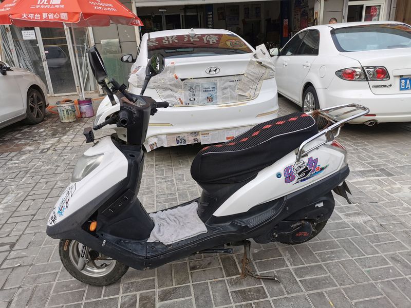 五本plus郅行125二手摩托车 摩托范 哈罗摩托