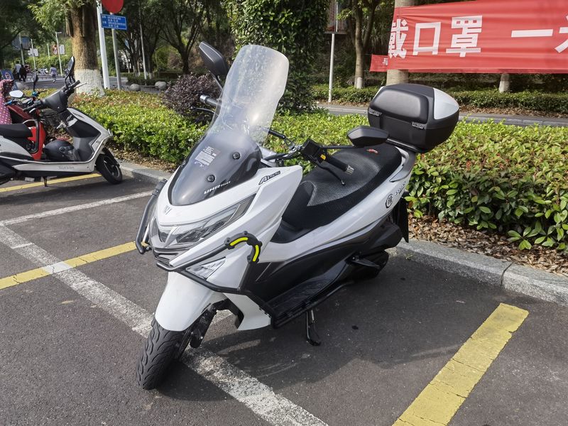 uhr150提车三天,加装配件过程.