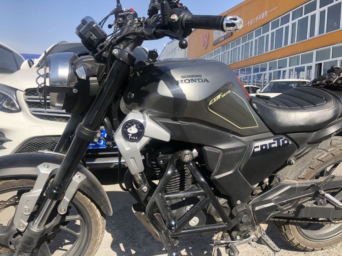 二手摩托车新大洲本田 cbf190tr