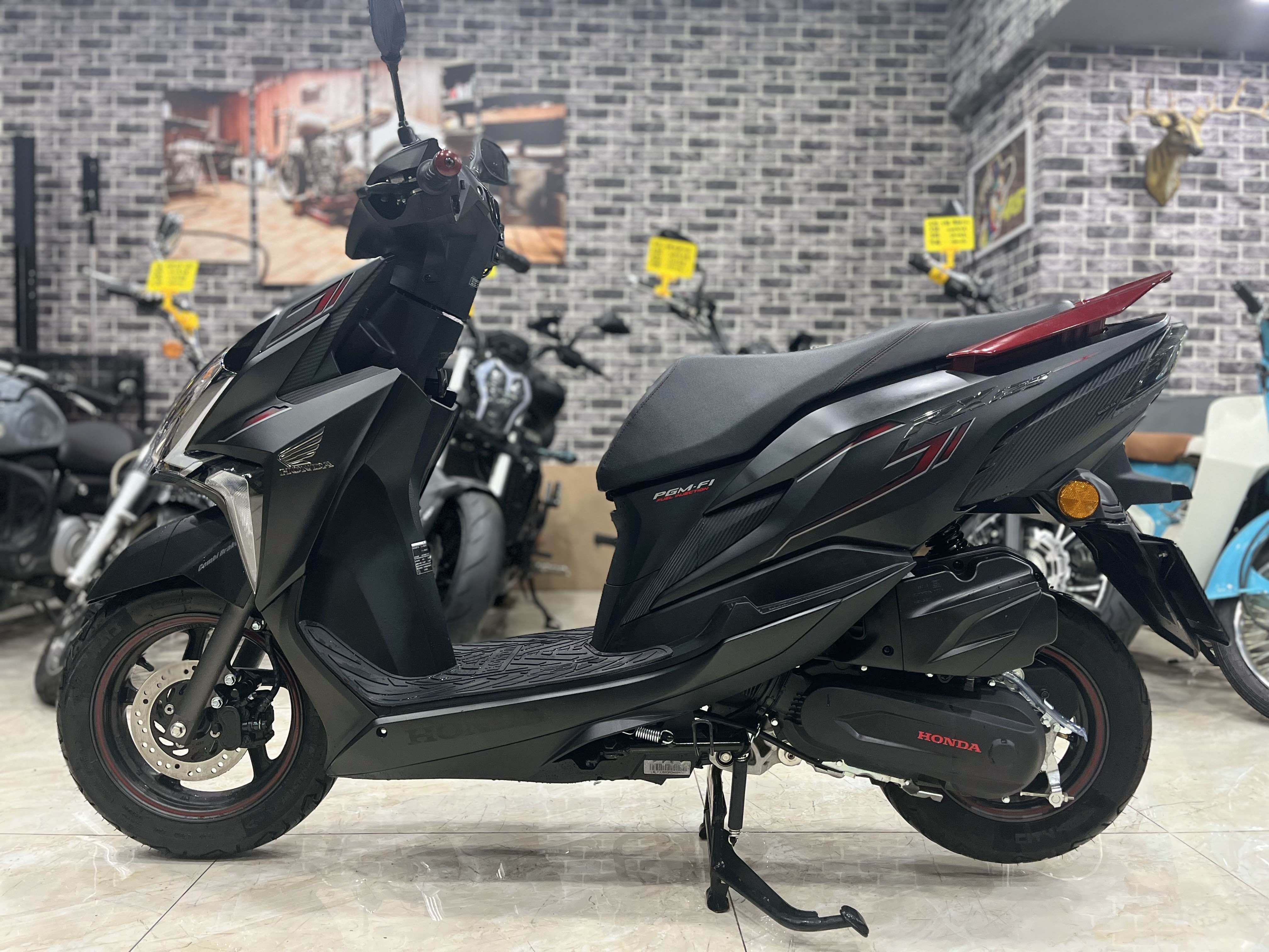 二手摩托车新大洲本田 裂行 rx125fi