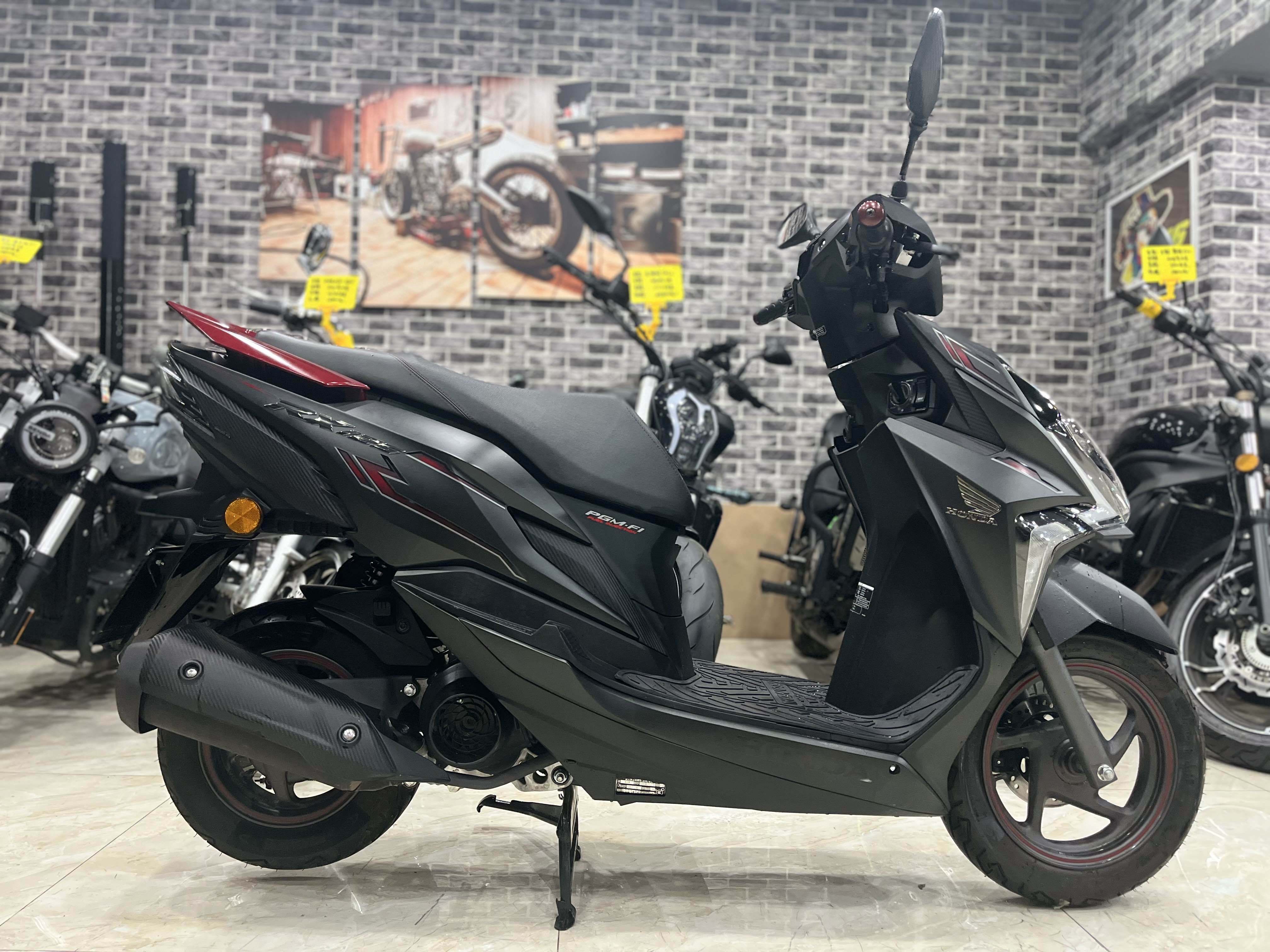 二手摩托车新大洲本田 裂行 rx125fi