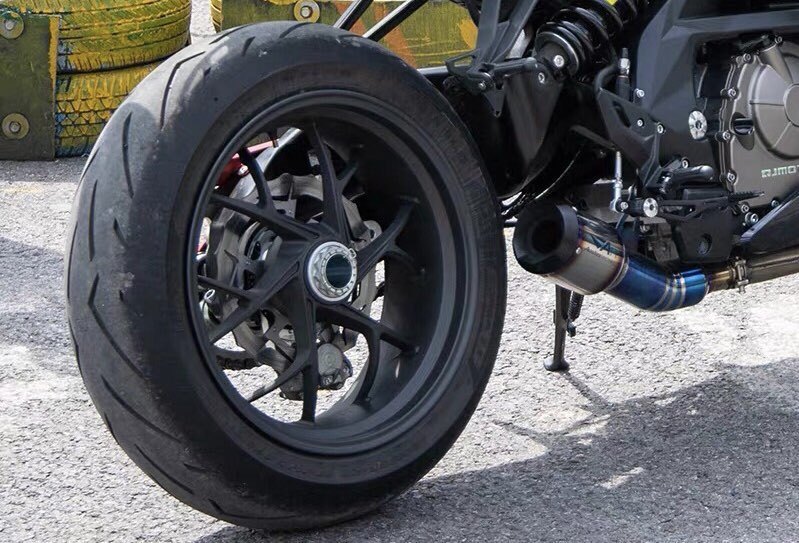 以上就是单摇臂的好处了,但其实除了优点以外单摇臂