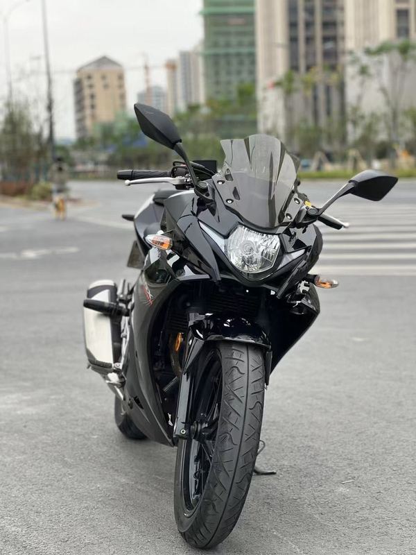 豪爵铃木gsx250r二手摩托车_摩托范_哈罗摩托