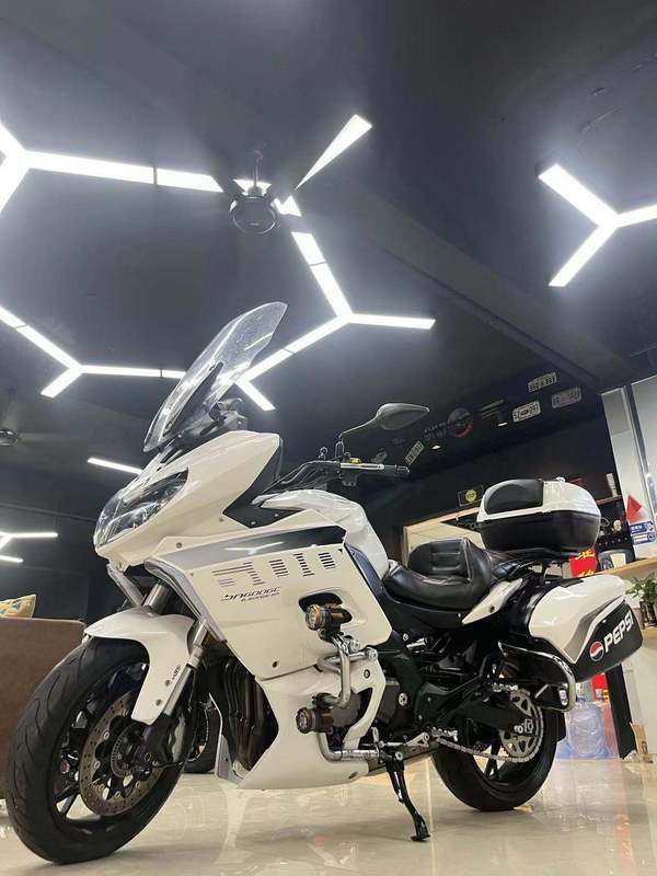 二手贝纳利600 gc