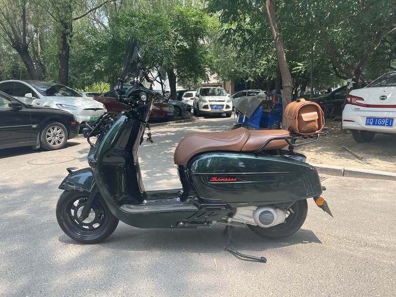 维多利亚sixties 300i二手摩托车_摩托范_哈罗摩托