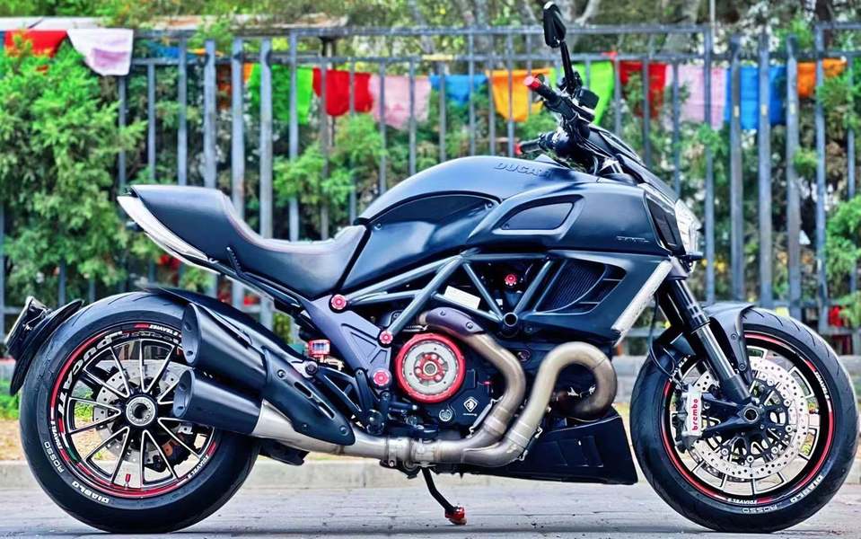 杜卡迪diavel 二手摩托车_摩托范_哈罗摩托