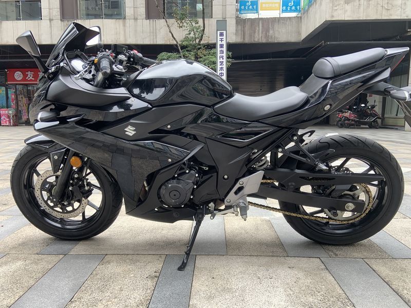 二手豪爵鈴木gsx250r