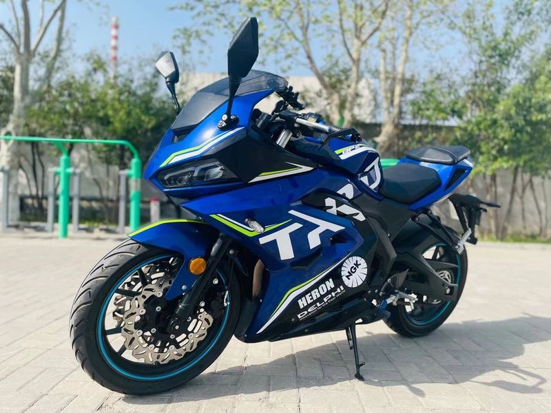 台荣gp2-200r二手摩托车_摩托范_哈罗摩托