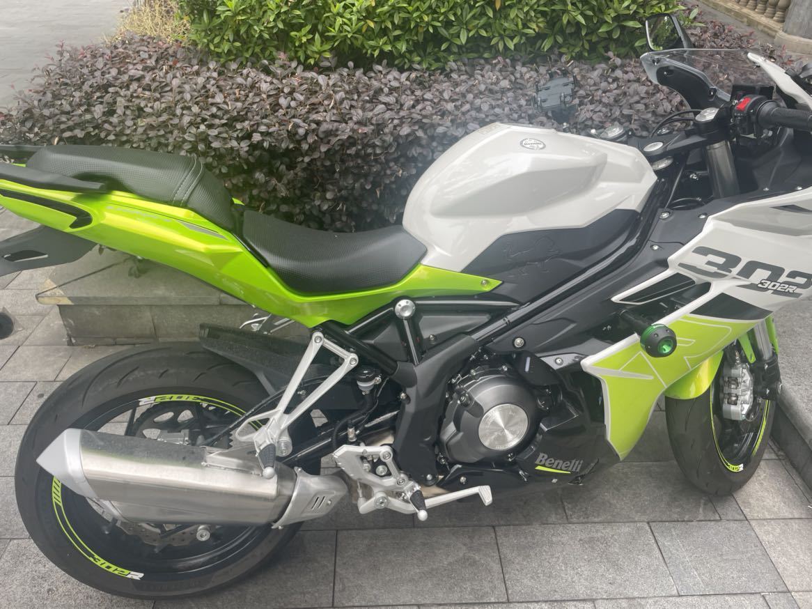 二手摩托车贝纳利 龙卷风 tornado 302r