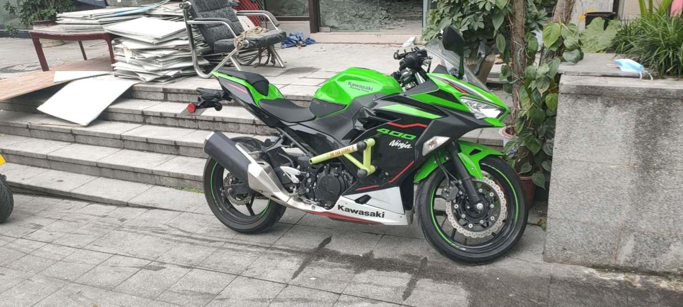 川崎ninja 400二手摩托车