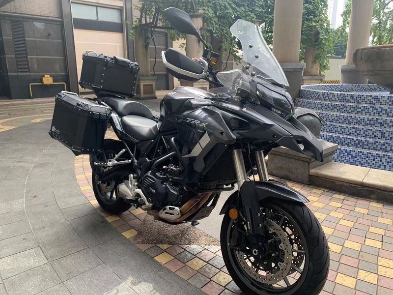 二手贝纳利金鹏 trk502
