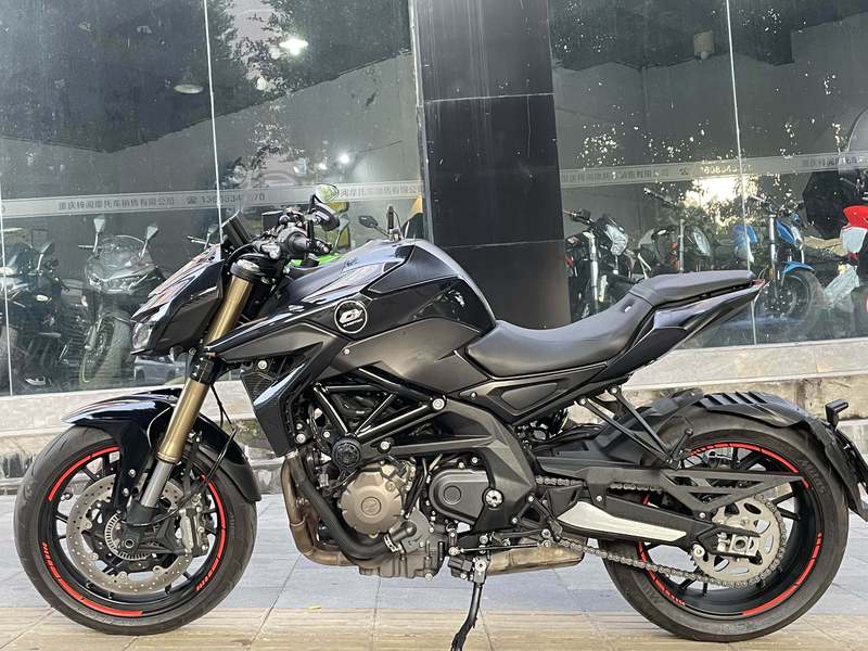 qjmotor追600二手摩托车_摩托范_哈罗摩托