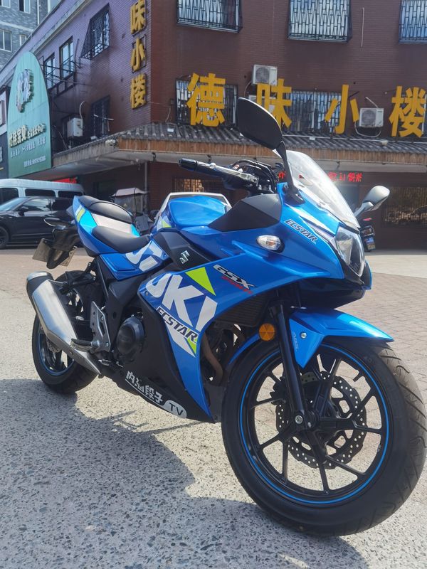 豪爵铃木gsx250r二手摩托车_摩托范_哈罗摩托