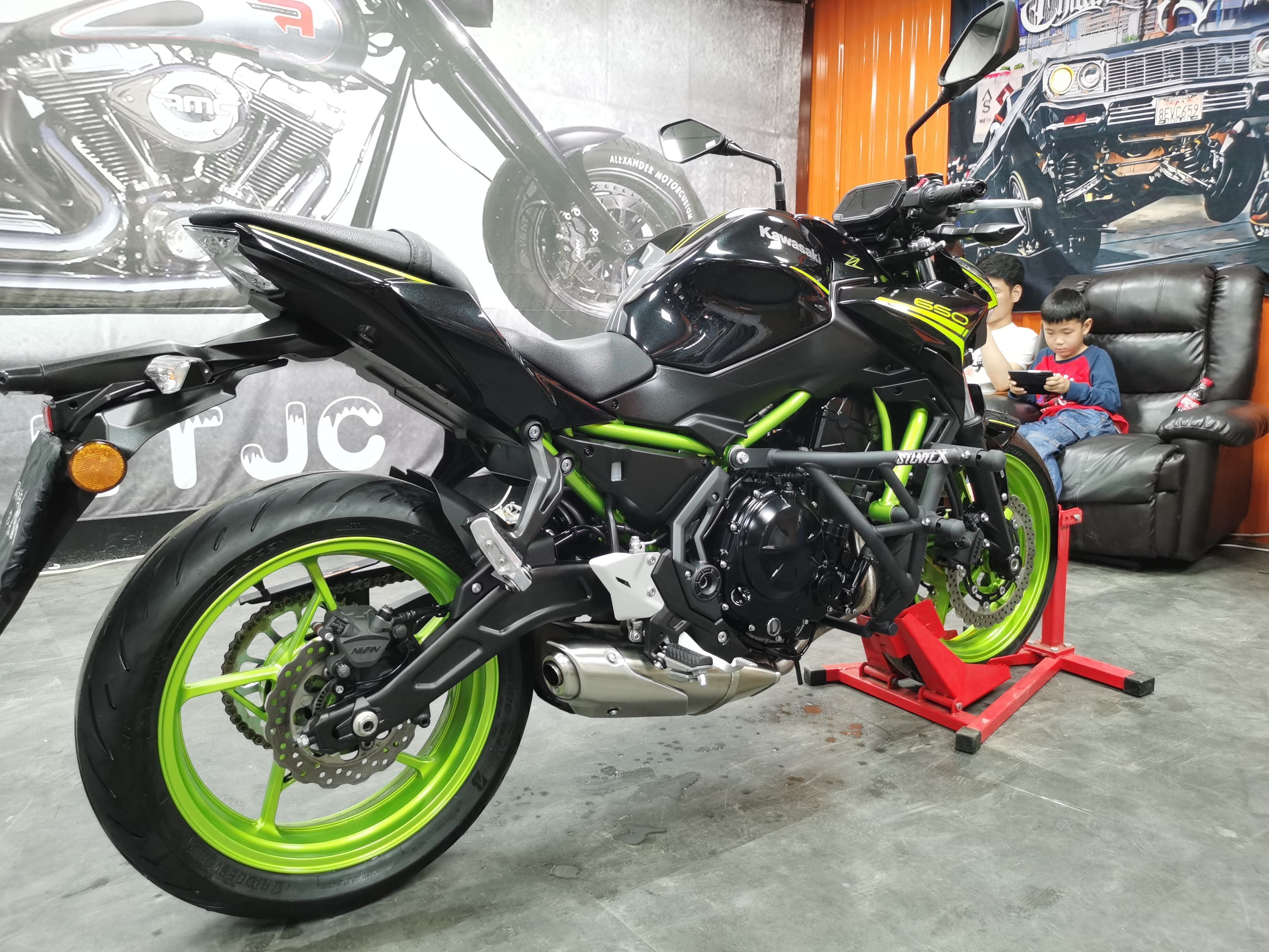 二手摩托车川崎 z650