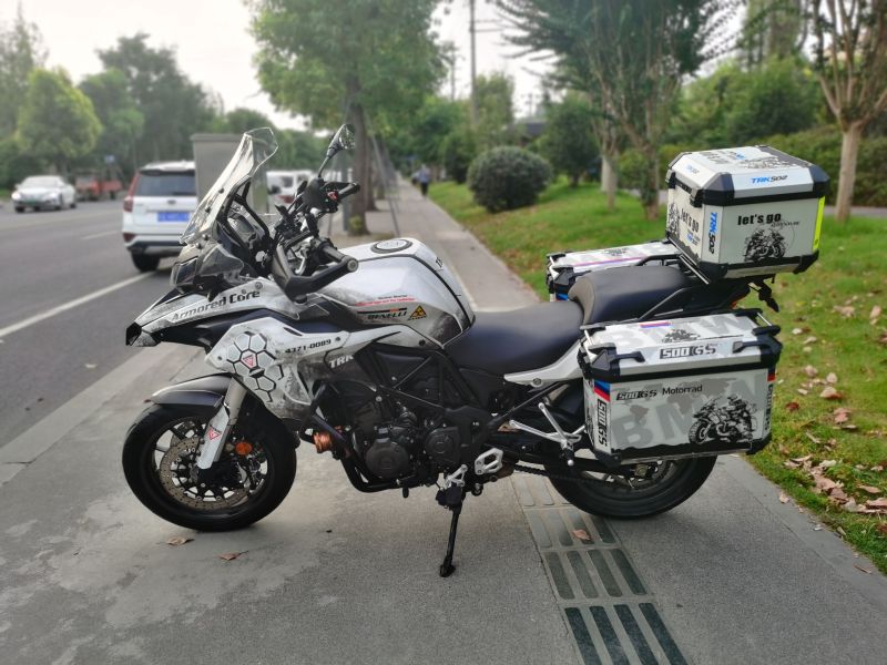 二手贝纳利金鹏 trk502